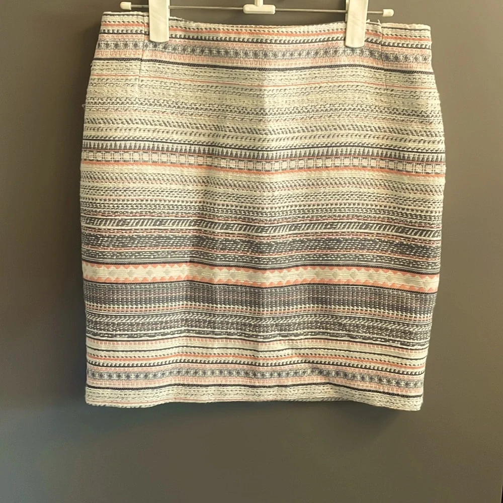 Katherine Barclay Montreal Size 2 Textured Multicolor Lined Skirt